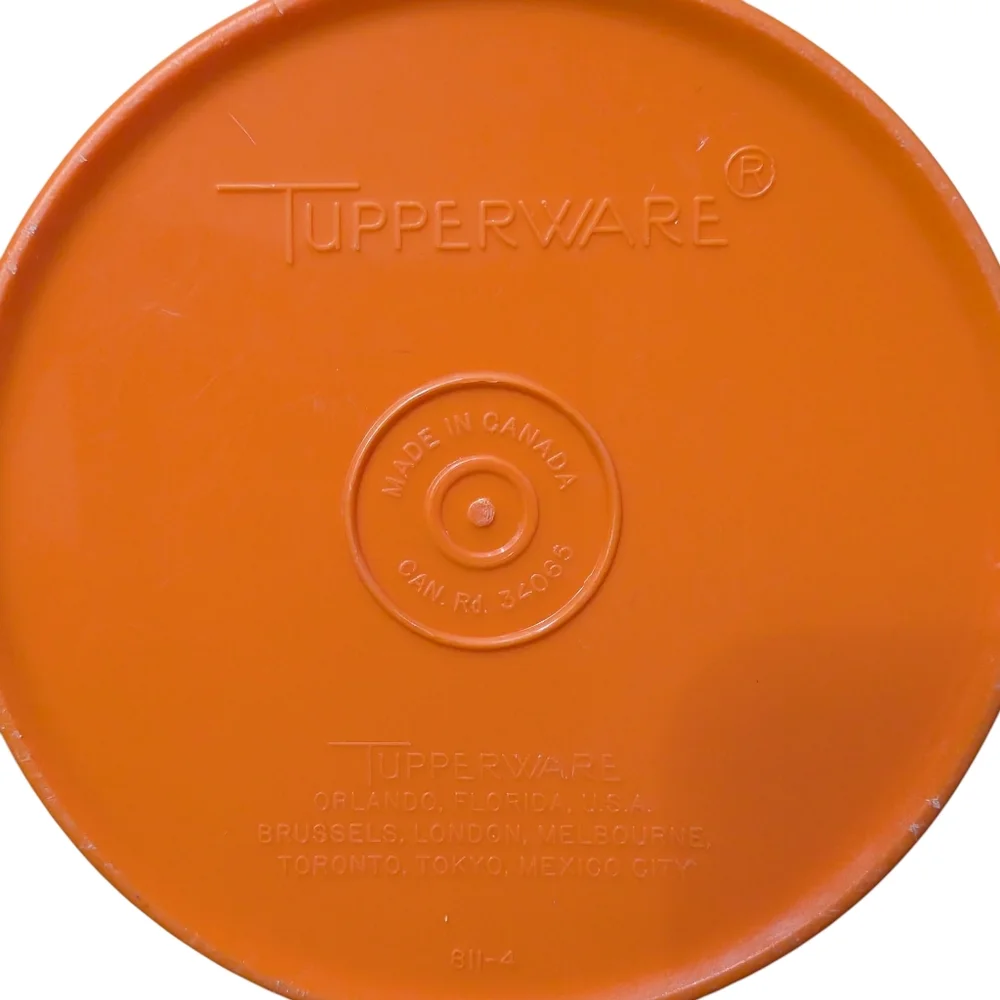 Tupperware Canister Container Orange Vintage 811-4 with Lid Retro VTG - Picture 5 of 10